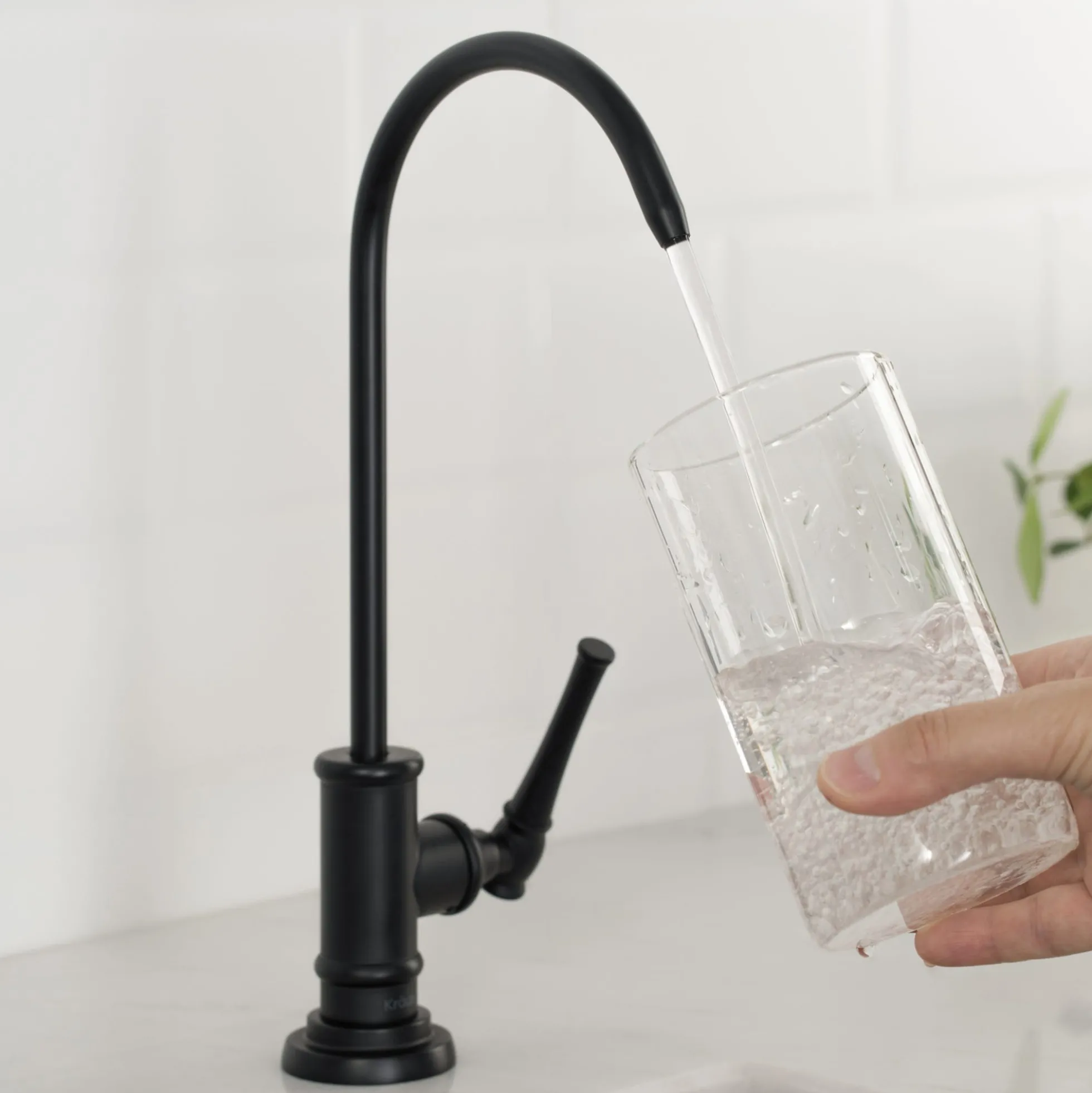 Allyn 100% Lead-Free Kitchen Water Filter Faucet in Matte Black
