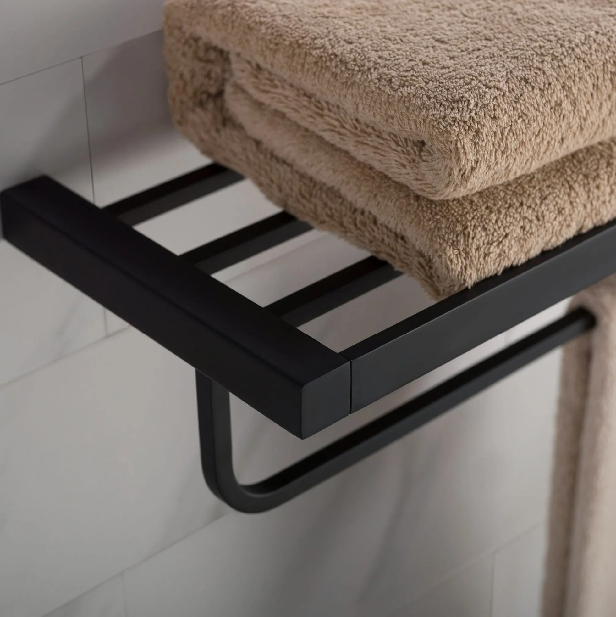 Bathroom Shelf with Towel Bar in Matte Black