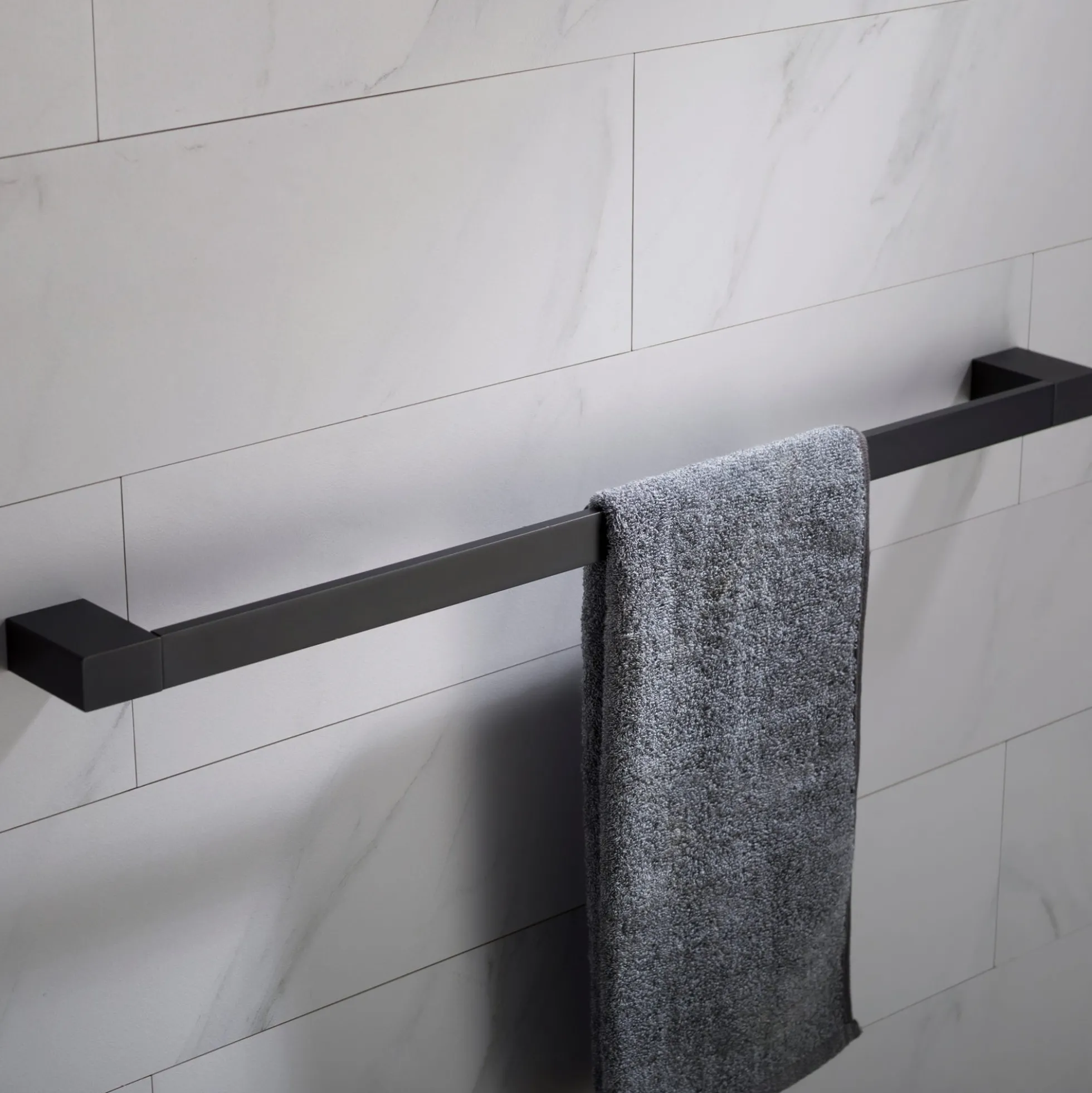 24" Bathroom Towel Bar in Matte Black