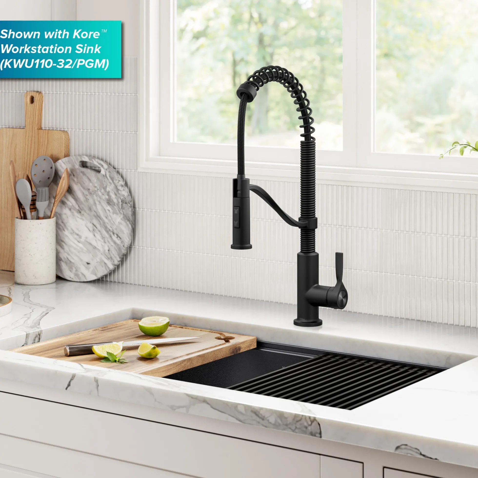 Commercial Style 2-Function Single Handle Pull Down Kitchen Faucet in Matte Black
