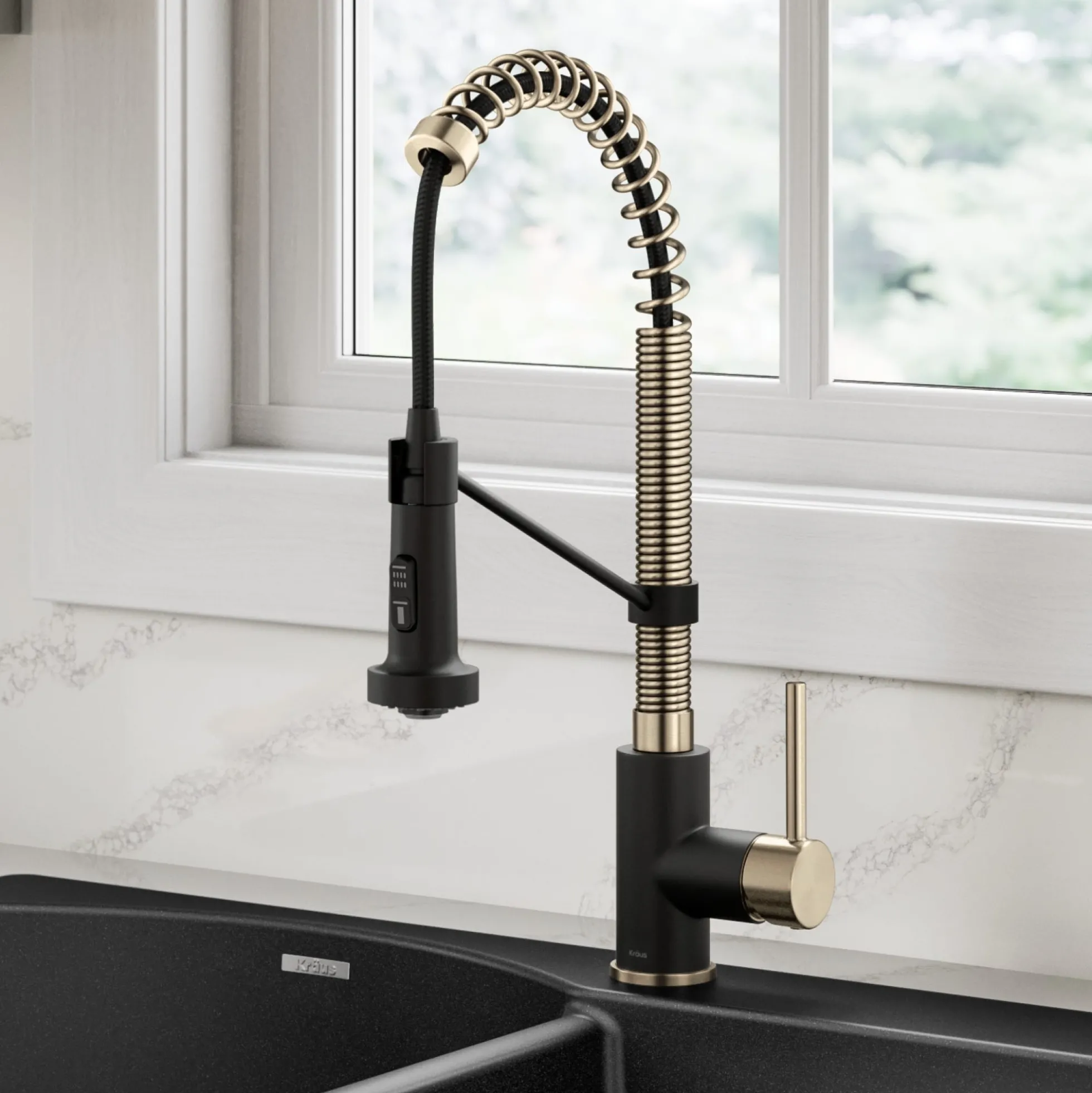 Commercial Style 2-Function Single Handle Pull Down Kitchen Faucet in Spot-Free Antique Champagne Bronze / Matte Black