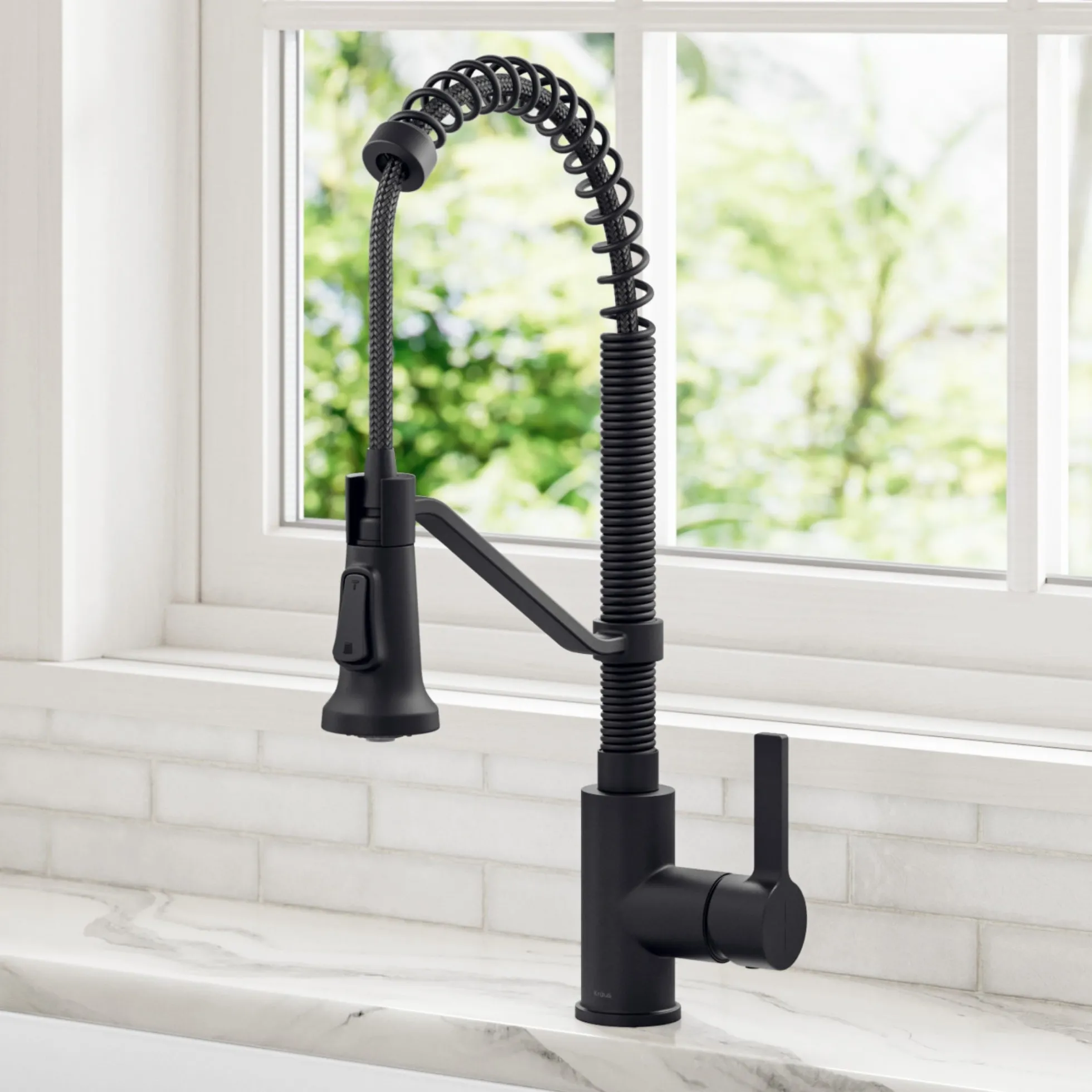 Commercial Style 2-Function Single Handle Pull Down Kitchen Faucet in Matte Black