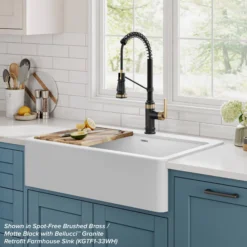 Commercial Style 2-Function Single Handle Pull Down Kitchen Faucet in Matte Black