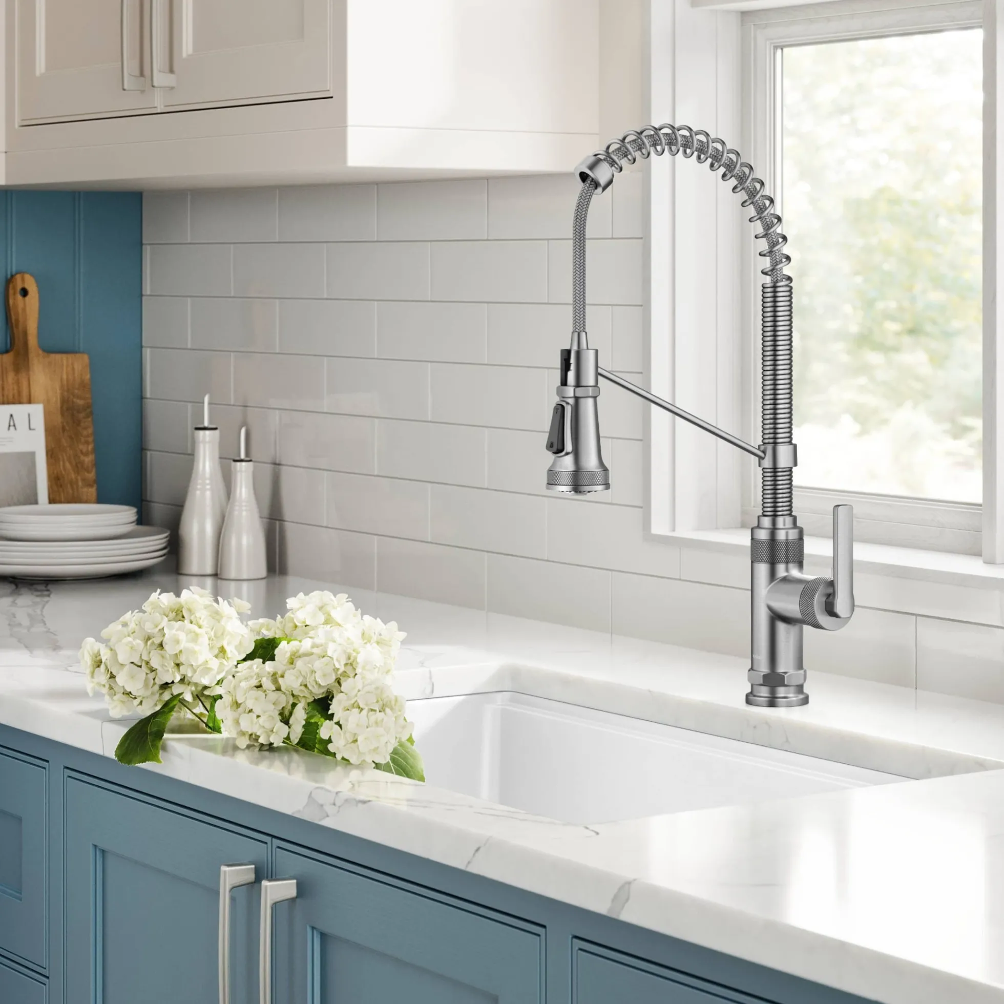 Commercial Style 2-Function Single Handle Pull Down Kitchen Faucet in Spot-Free Stainless Steel