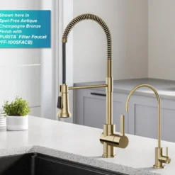 Commercial Style Pull-Down Single Handle Kitchen Faucet in Brushed Brass