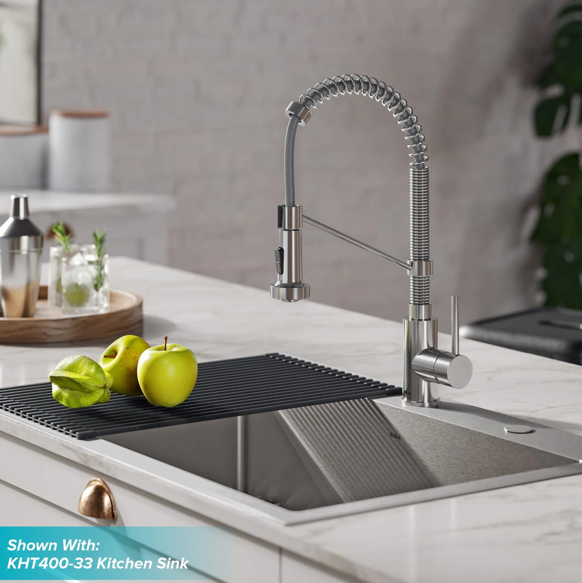 Commercial Style Pull-Down Single Handle 18" Kitchen Faucet in Chrome with Air Gap