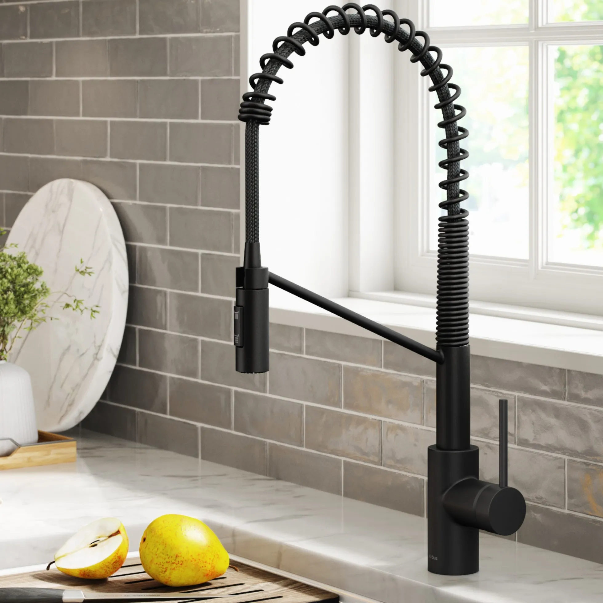 Commercial Style Single Handle Pull Down Kitchen Faucet with QuickDock Top Mount Installation Assembly in Matte Black