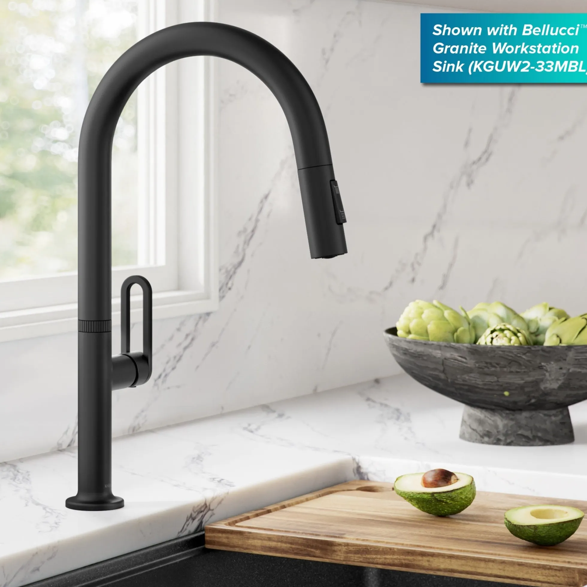 2-FunctionSingle HandlePull Down Kitchen Faucetin Matte Black