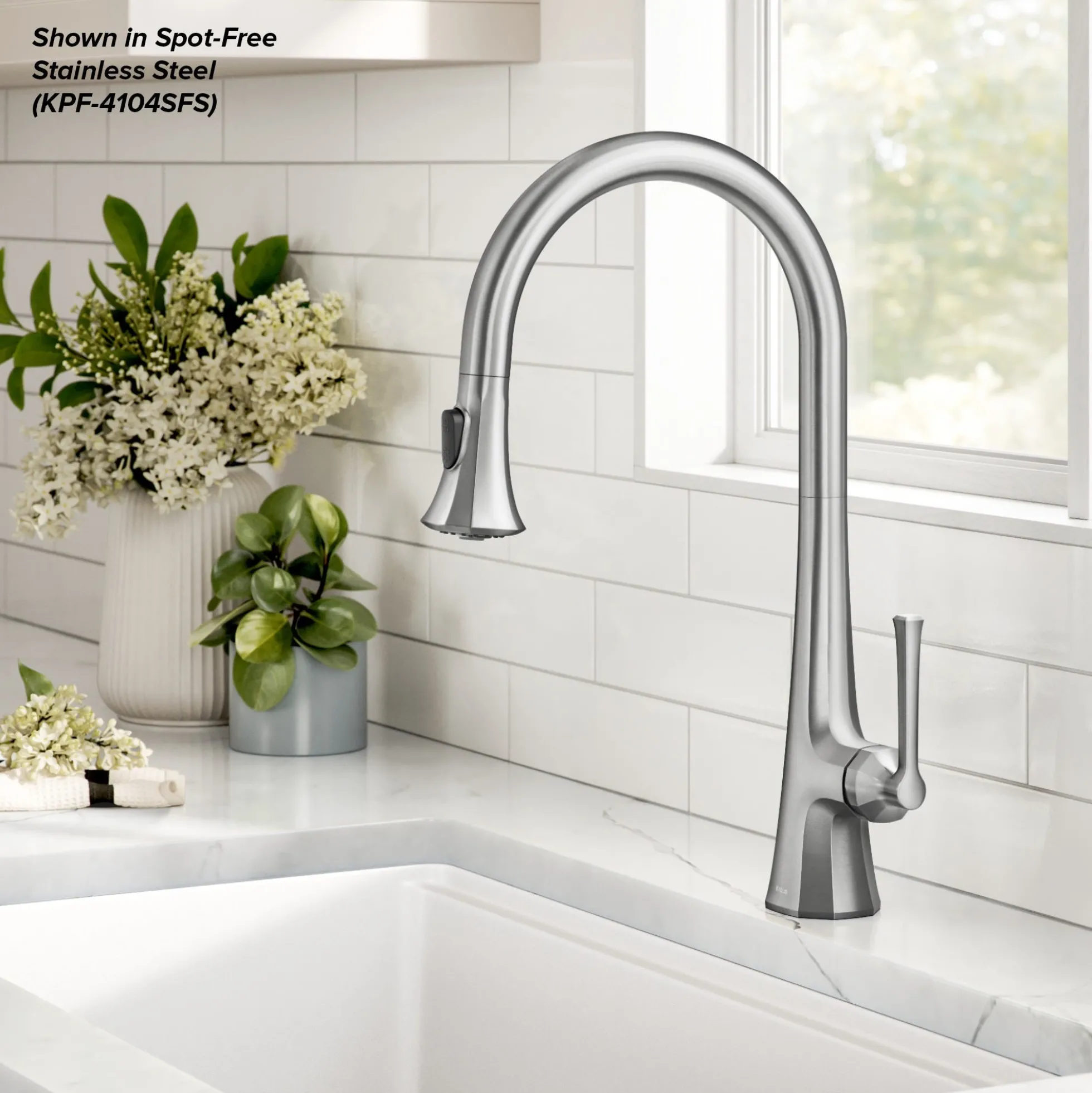 2-Function Single Handle Pull Down Kitchen Faucet in Brushed Gold