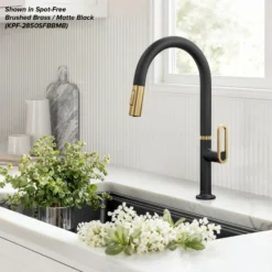 2-Function Single Handle Pull Down Kitchen Faucet in Spot-Free Stainless Steel