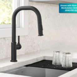 2-Function Single Handle Pull Down Kitchen Faucet in Matte Black