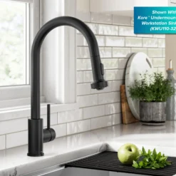 2-Function Single Handle Pull Down Kitchen Faucet in Matte Black