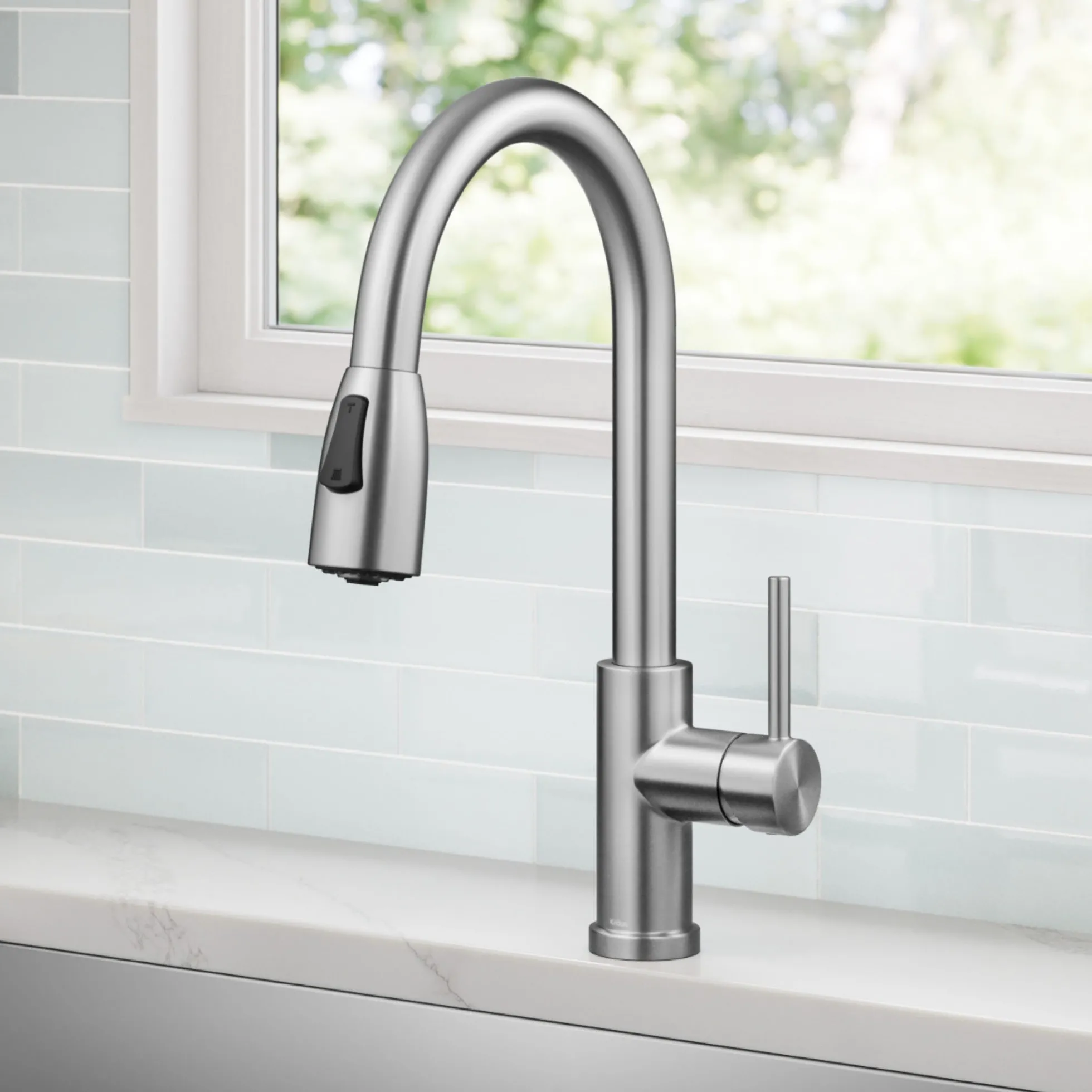 2-Function Single Handle Pull Down Kitchen Faucet in Spot-Free Stainless Steel