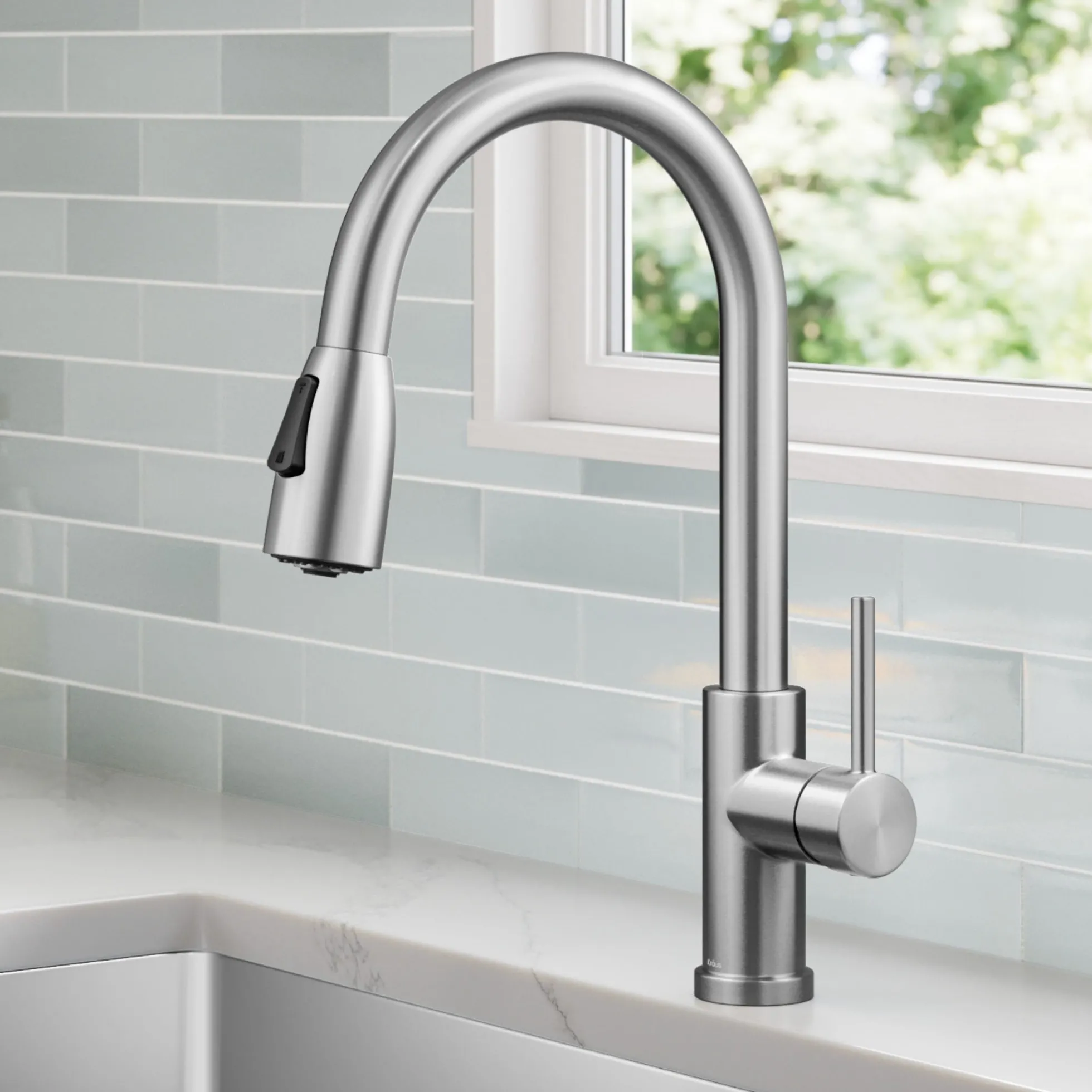 2-Function Single Handle Pull Down Kitchen Faucet in Spot-Free Stainless Steel