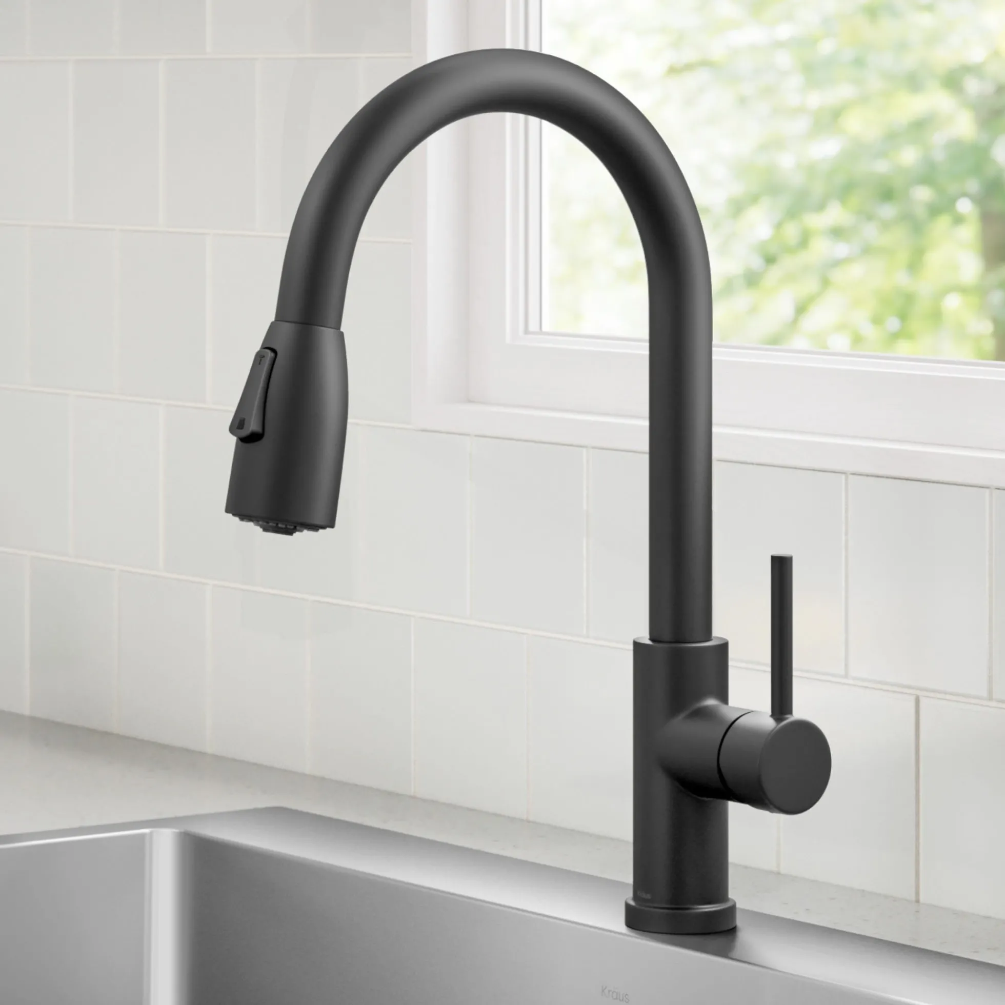 2-Function Single Handle Pull Down Kitchen Faucet in Matte Black