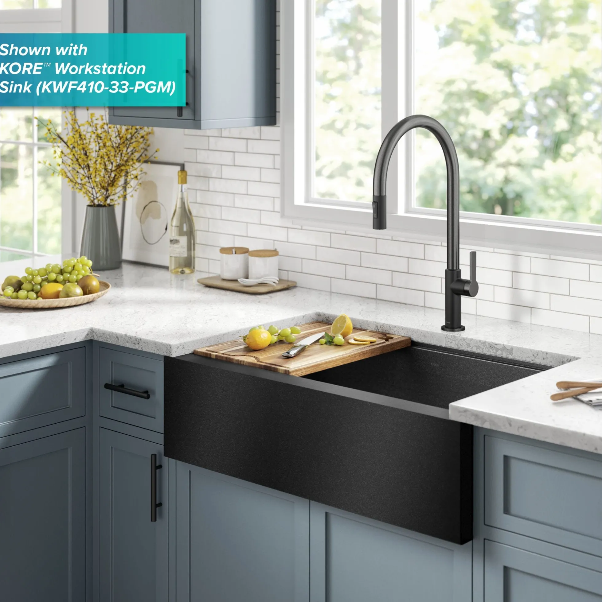 High-Arc Single Handle Pull-Down Kitchen Faucet in Matte Black / Spot Free Black Stainless Steel