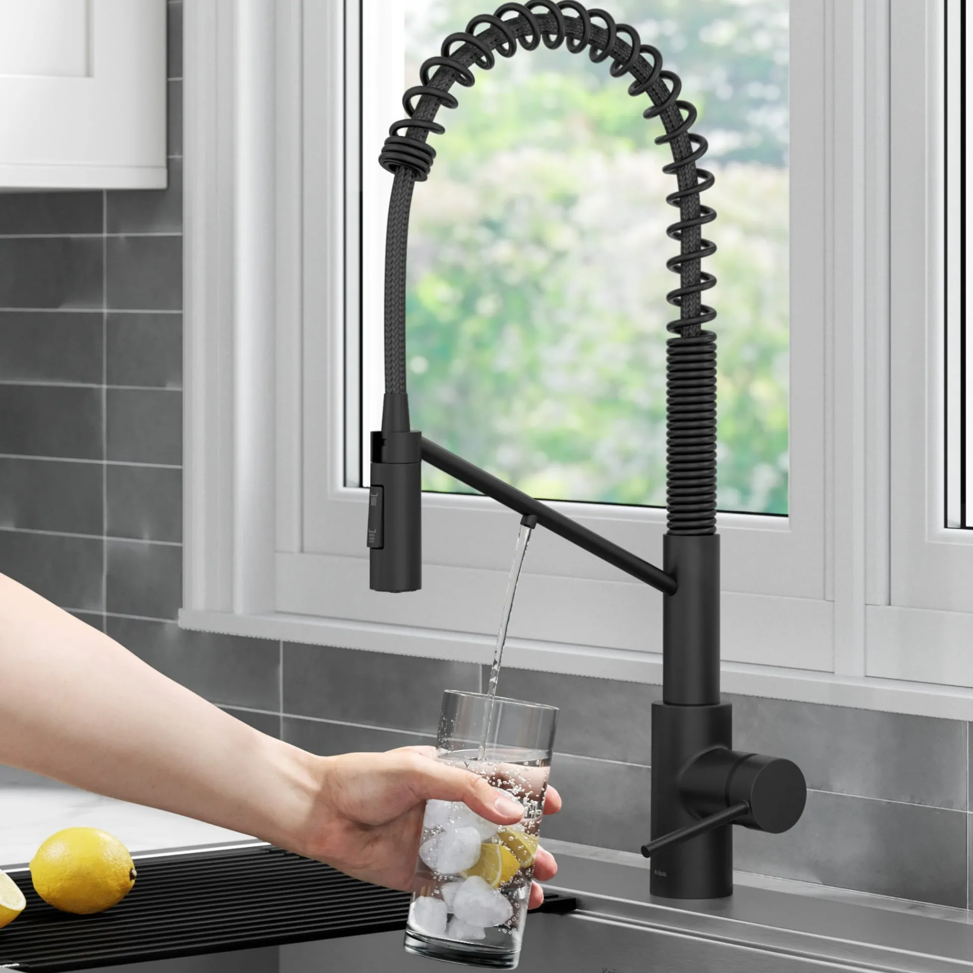 2-in-1 Commercial Style Pull-Down Single Handle Water Filter Kitchen Faucet for Reverse Osmosis or Water Filtration System in Matte Black