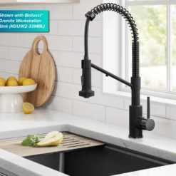 2-in-1 Commercial Style Pull Down Kitchen Faucet with Integrated Water Filter Tap for Reverse Osmosis or Water Filtration System in Matte Black / Spot-Free Black Stainless Steel