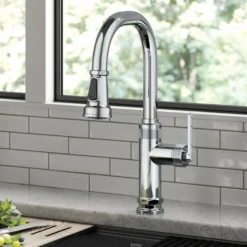 Industrial Pull-Down Single Handle Kitchen Faucet in Chrome