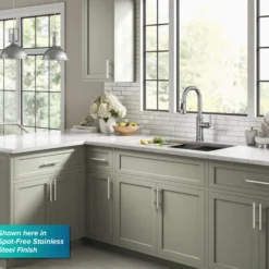 Industrial Pull-Down Single Handle Kitchen Faucet in Chrome