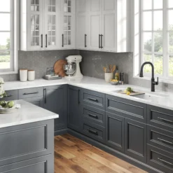 Industrial Pull-Down Single Handle Kitchen Faucet in Matte Black