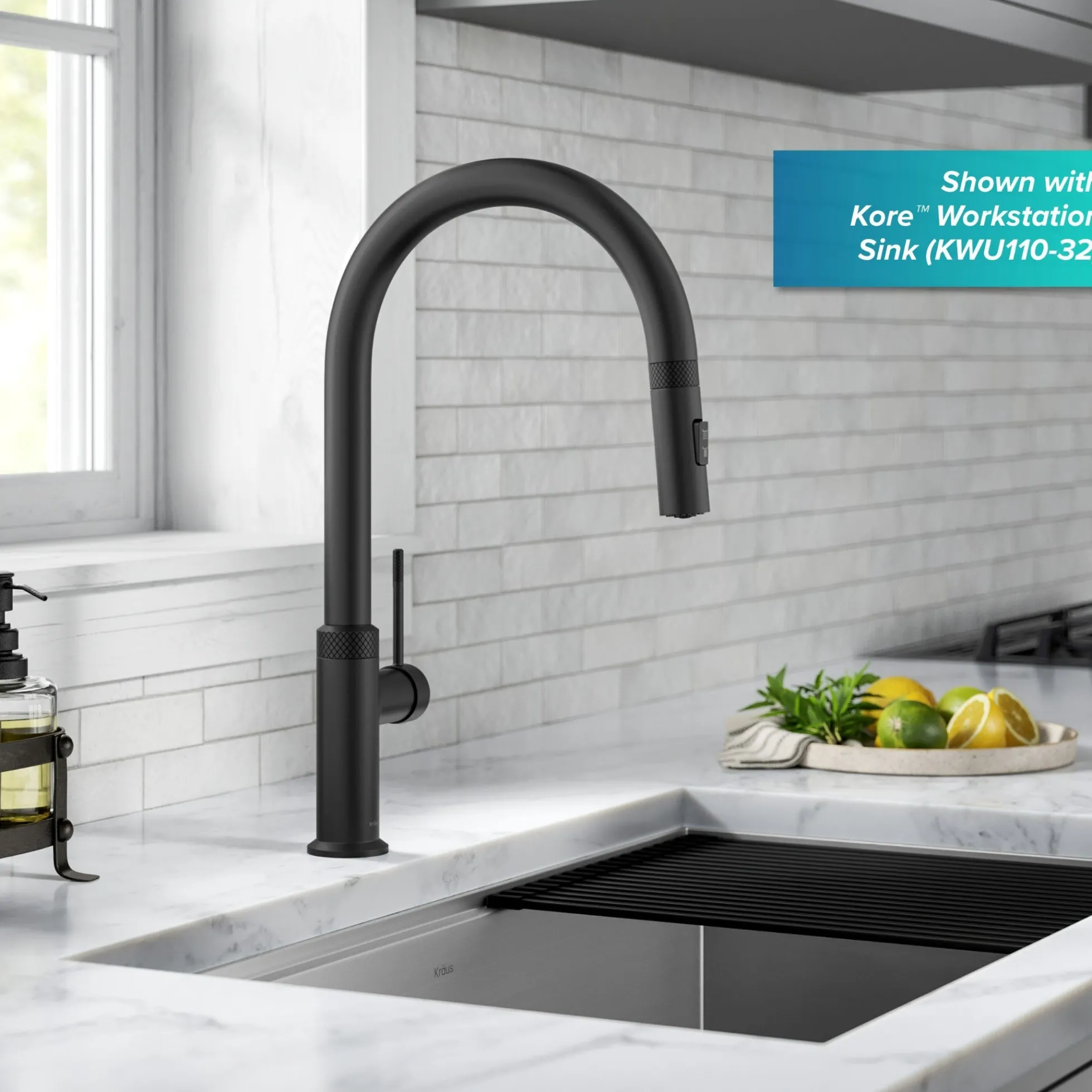 Modern Industrial Pull-Down Single Handle Kitchen Faucet in Matte Black