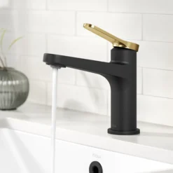 Single Handle Bathroom Faucet in Spot-Free Brushed Brass / Matte Black with Pop Up Drain and Supply Lines