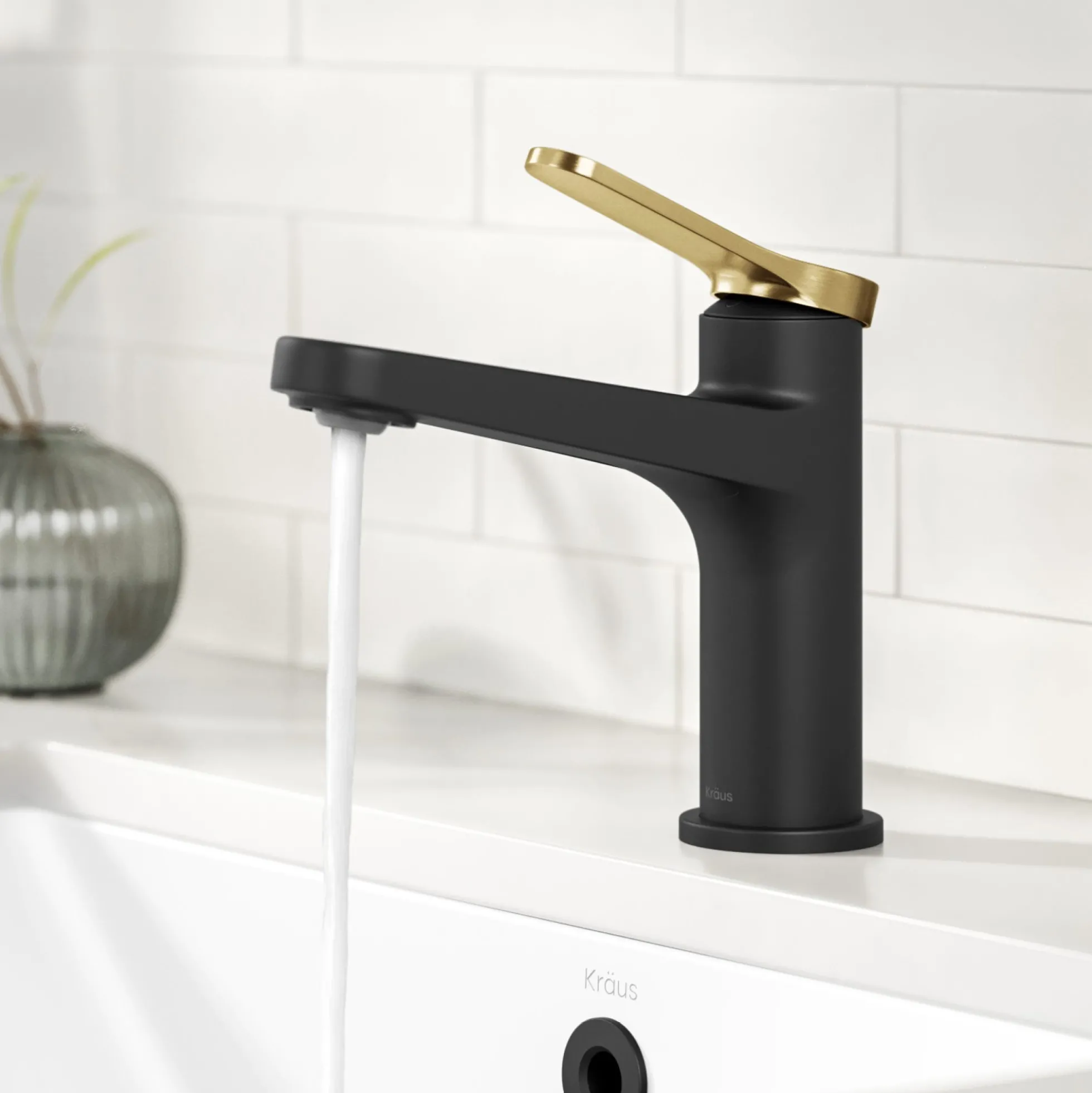 Single Handle Bathroom Faucet in Spot-Free Brushed Brass / Matte Black with Pop Up Drain and Supply Lines