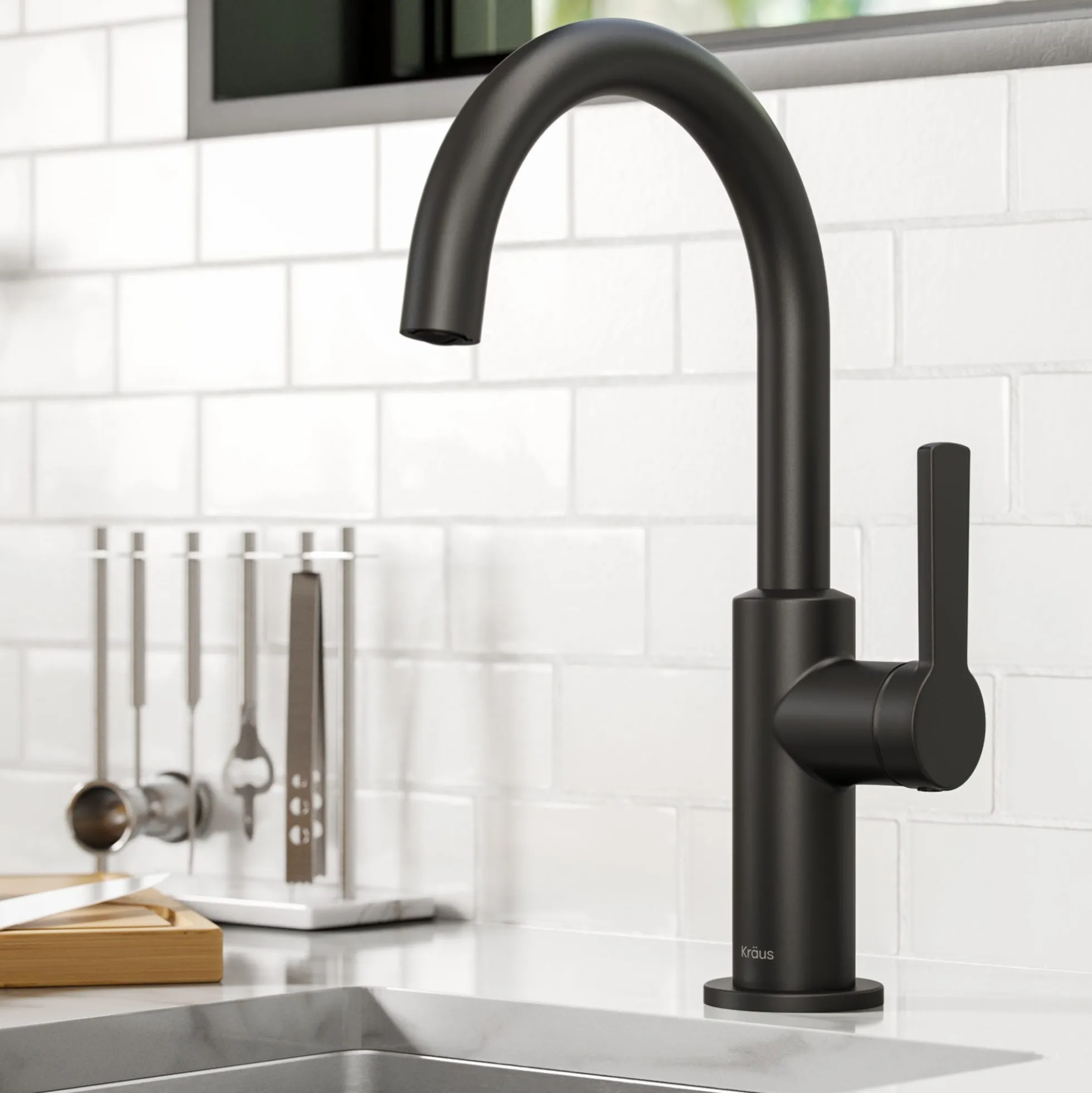 Single Handle Kitchen Bar Faucet in Matte Black