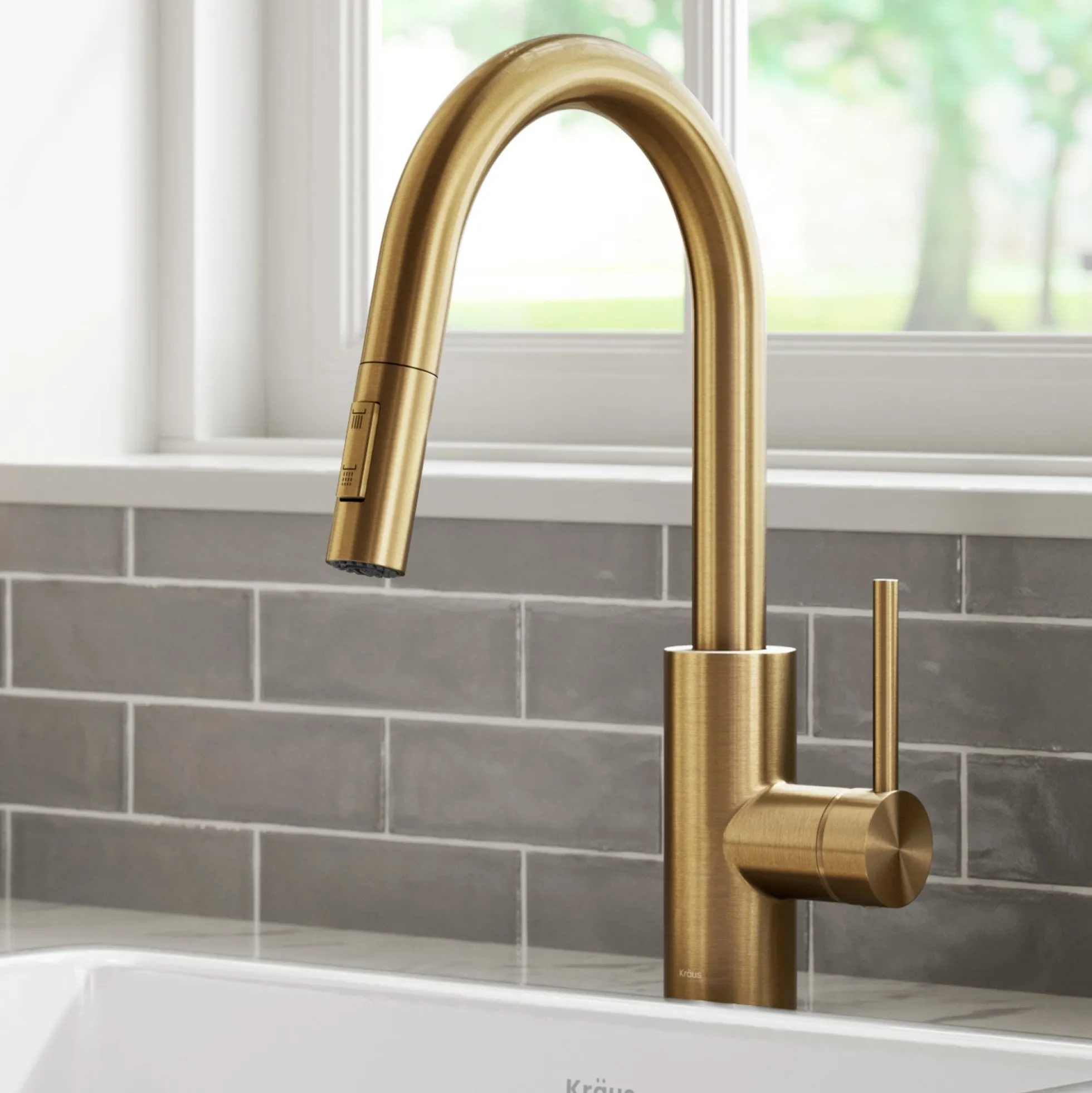 Single Handle Pull Down Kitchen Faucet with QuickDock Top Mount Installation Assembly in Spot-Free Brushed Brass