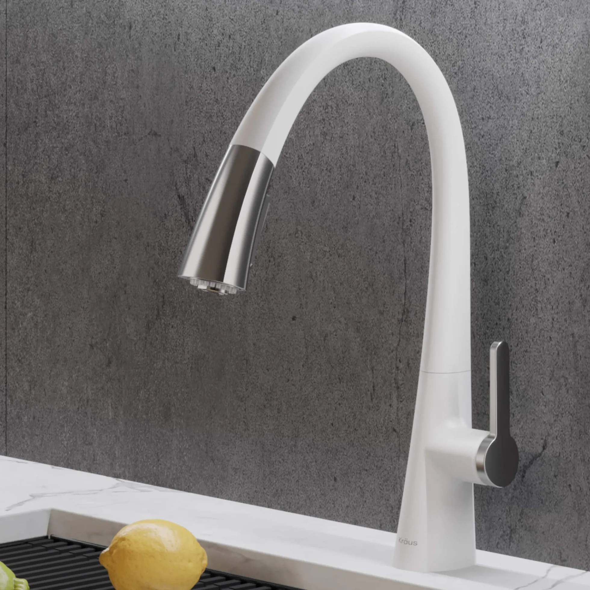 Single Handle Pull-Down Kitchen Faucet in Chrome/White