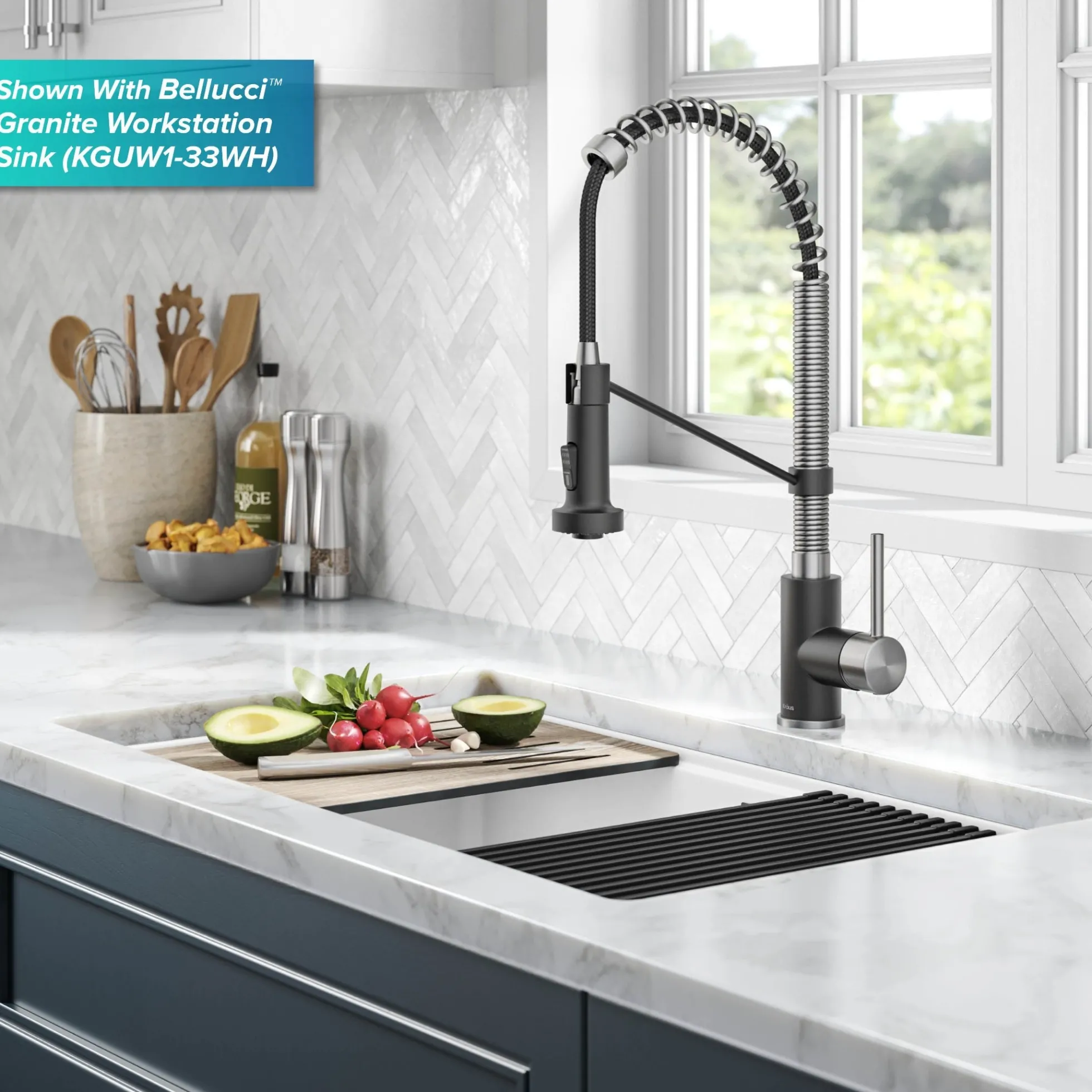 Touchless Sensor Commercial Style 2-Function Single Handle Pull-Down Kitchen Faucet in Spot-Free Stainless Steel / Matte Black