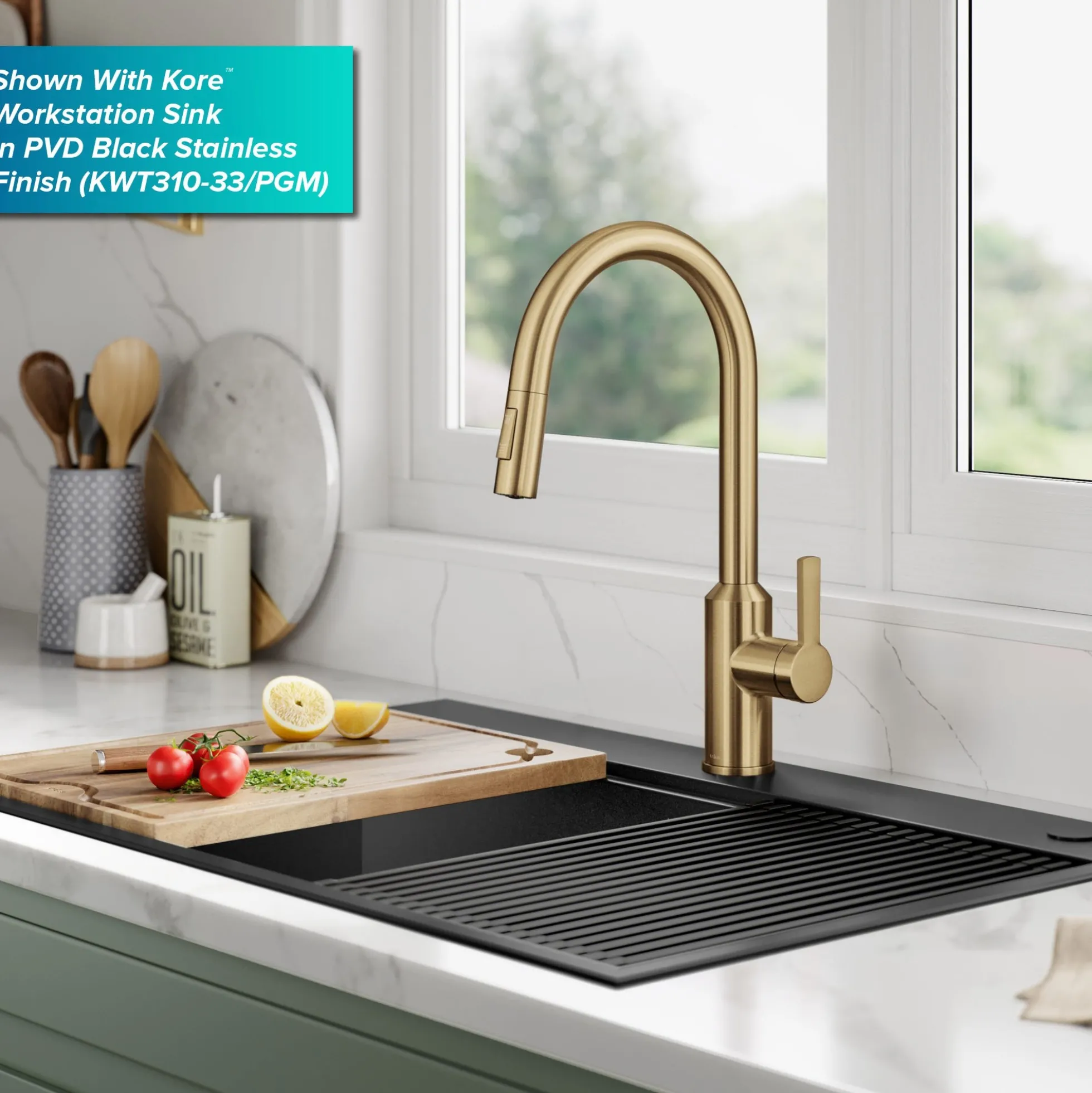 Touchless Sensor Pull-Down Single Handle Kitchen Faucet in Brushed Brass