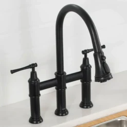 Transitional Bridge Kitchen Faucet with Pull-Down Sprayhead in Matte Black