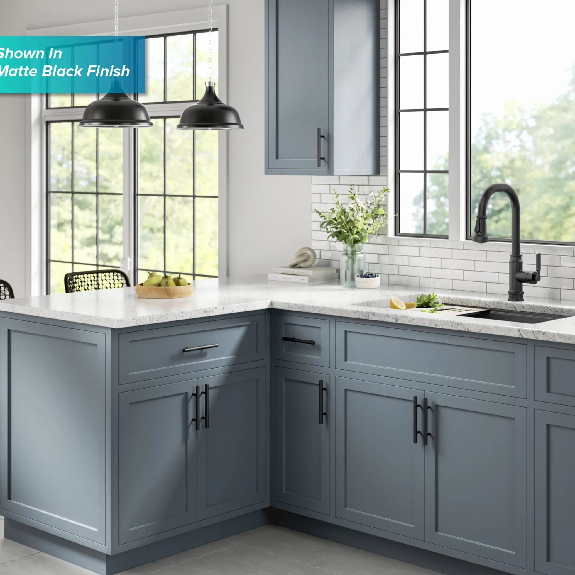 Transitional Industrial Pull-Down Single Handle Kitchen Faucet in Chrome