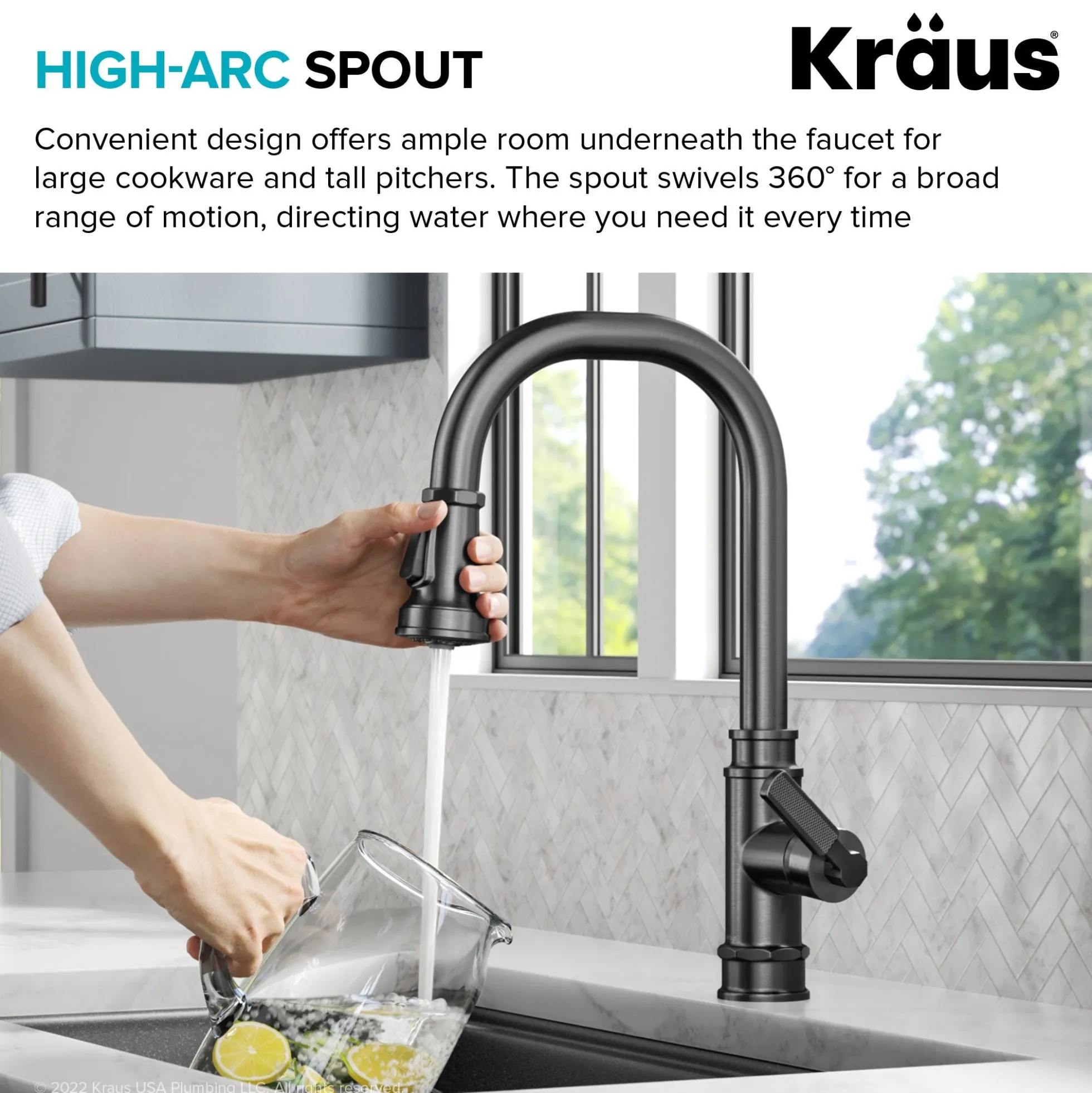 Transitional Industrial Pull-Down Single Handle Kitchen Faucet in Spot-Free Black Stainless Steel