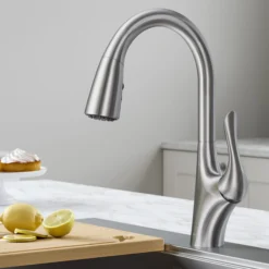 Transitional Single Handle Pull-Down Kitchen Faucet in Spot Free Stainless Steel